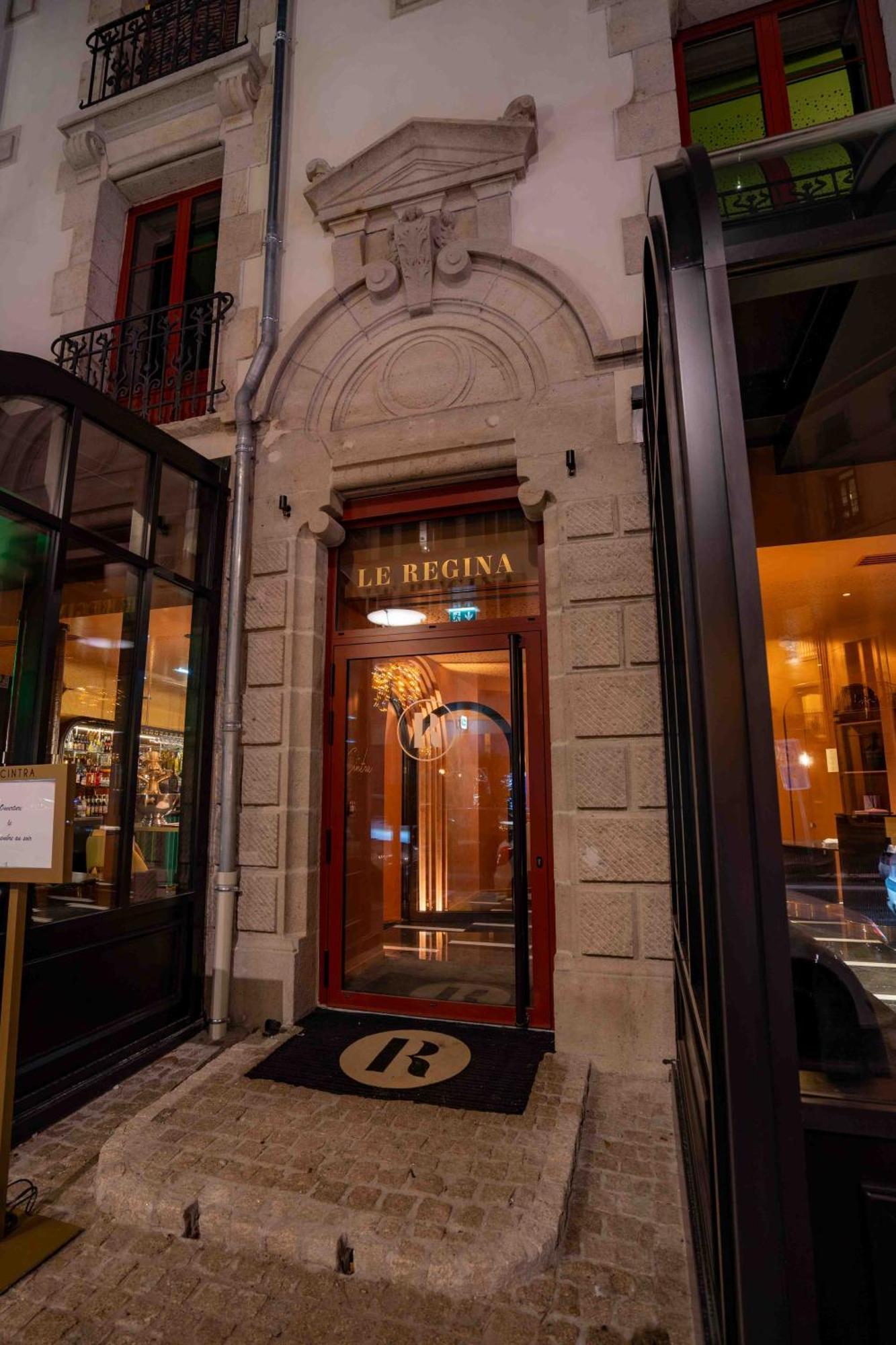 Hotel Et Restaurant Le Regina Le Puy-en-Velay ภายนอก รูปภาพ