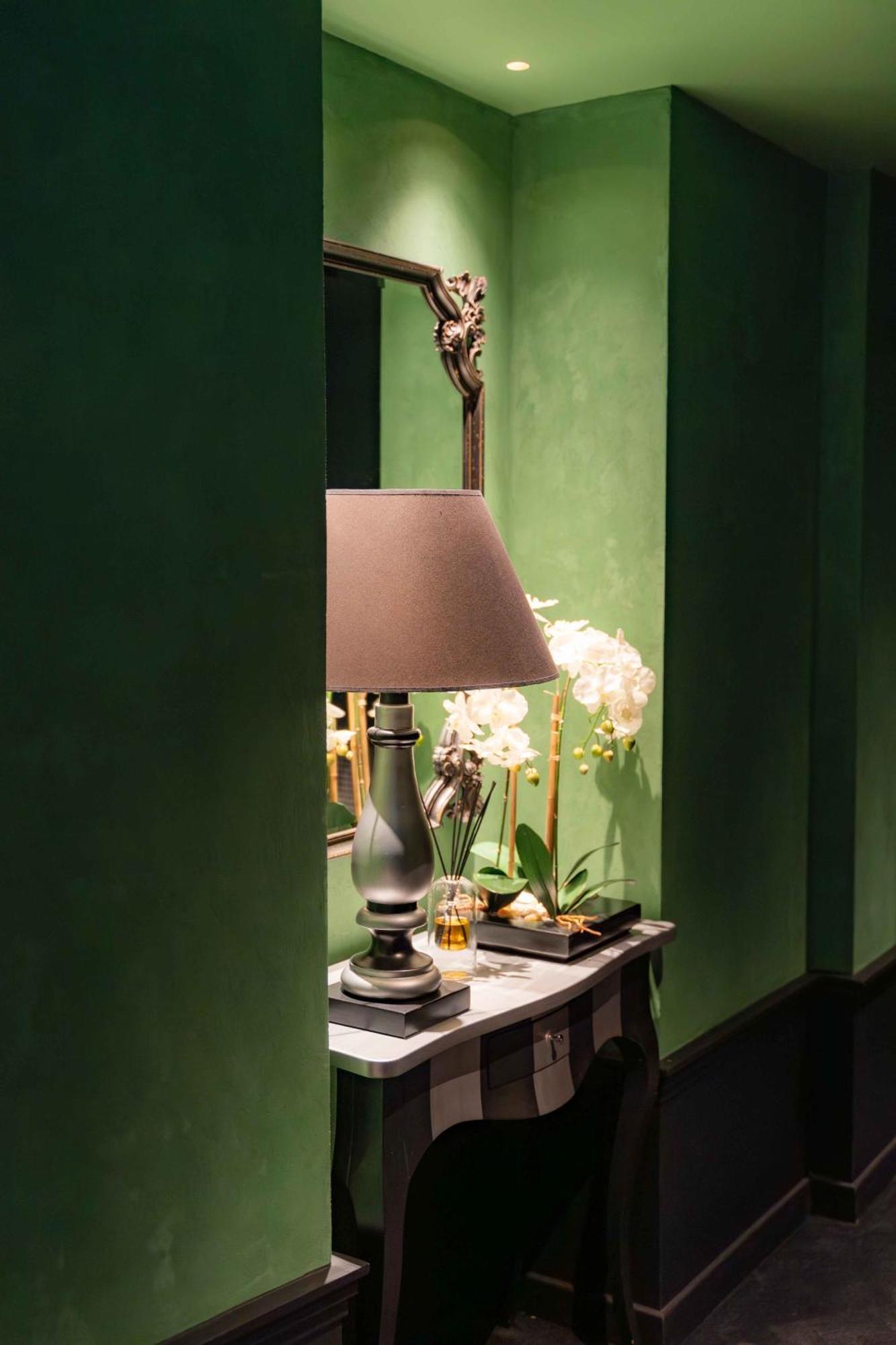 Hotel Et Restaurant Le Regina Le Puy-en-Velay ภายนอก รูปภาพ